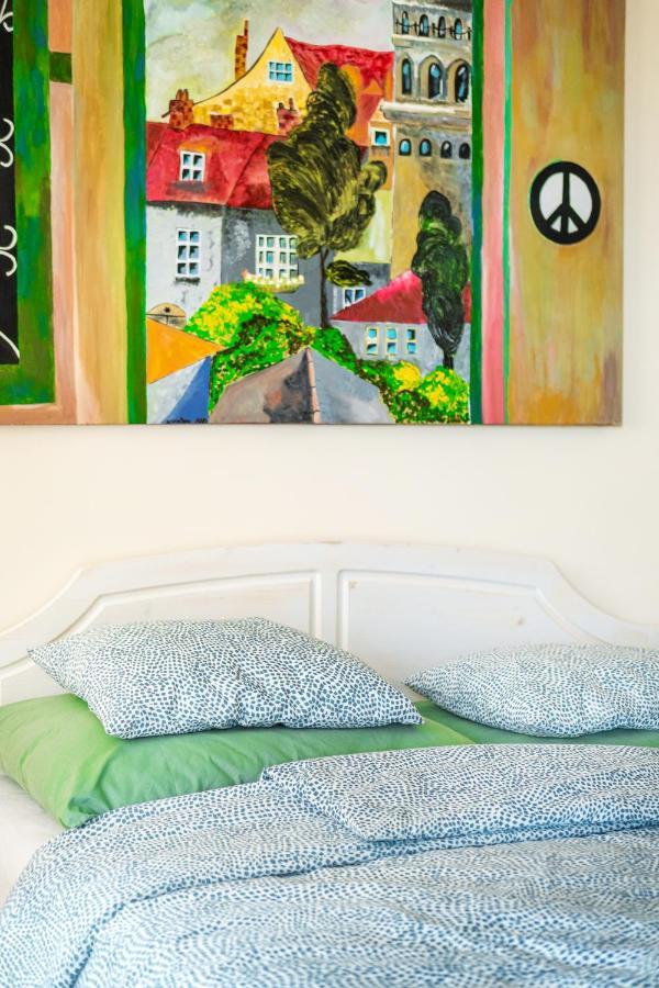 Kiss-Henezi Guest House ケストヘイ エクステリア 写真
